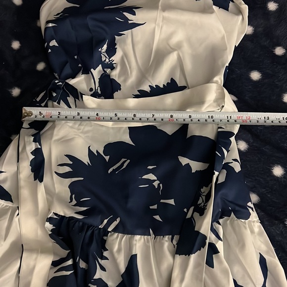 SHEIN Maxi Dress - Picture 5 of 7